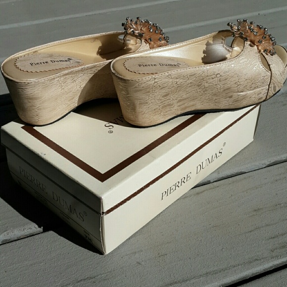 Pierre Dumas Beaded Accent Chunky Slip-on Wedges - Picture 12 of 16